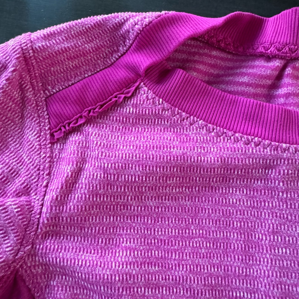 Lululemon Base Runner Long Sleeve
Mini Check Pique Raspberry / Raspberry - Picture 6 of 7